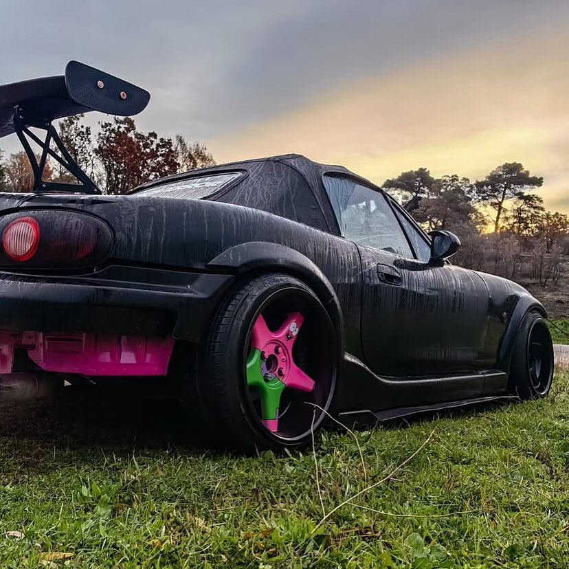 你好,这是静态的吗?不,我是帕特里克!⭐️:@bloody_mx5
。
#️⃣ #miatahub #️⃣
#miata #mx5 #miatagang #miatalove #miatalife #miatasquad #miataproblems #miataisalwaystheanswer #mazdaspeed #omgroadster #modernroadster #miatastance #eunosgang #roadster #mazdagang #miatasgonewild #miatazgonewild #miataforever #miataporn #matsuda #omgmiata #flyinmiata #flyingmiata #topmiata #mx5life #mx5roadster #ロードスター @miatahub