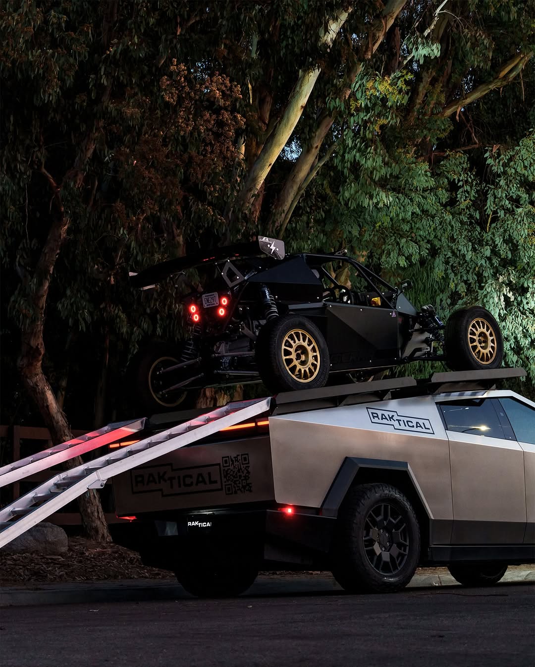 Here’s how you break the internet! Our friends just launched @raktical, a game-changing modular rack company designed for us, but built for everyone. Check them out, give them a follow, and stay tuned for some rad content! @sierracars