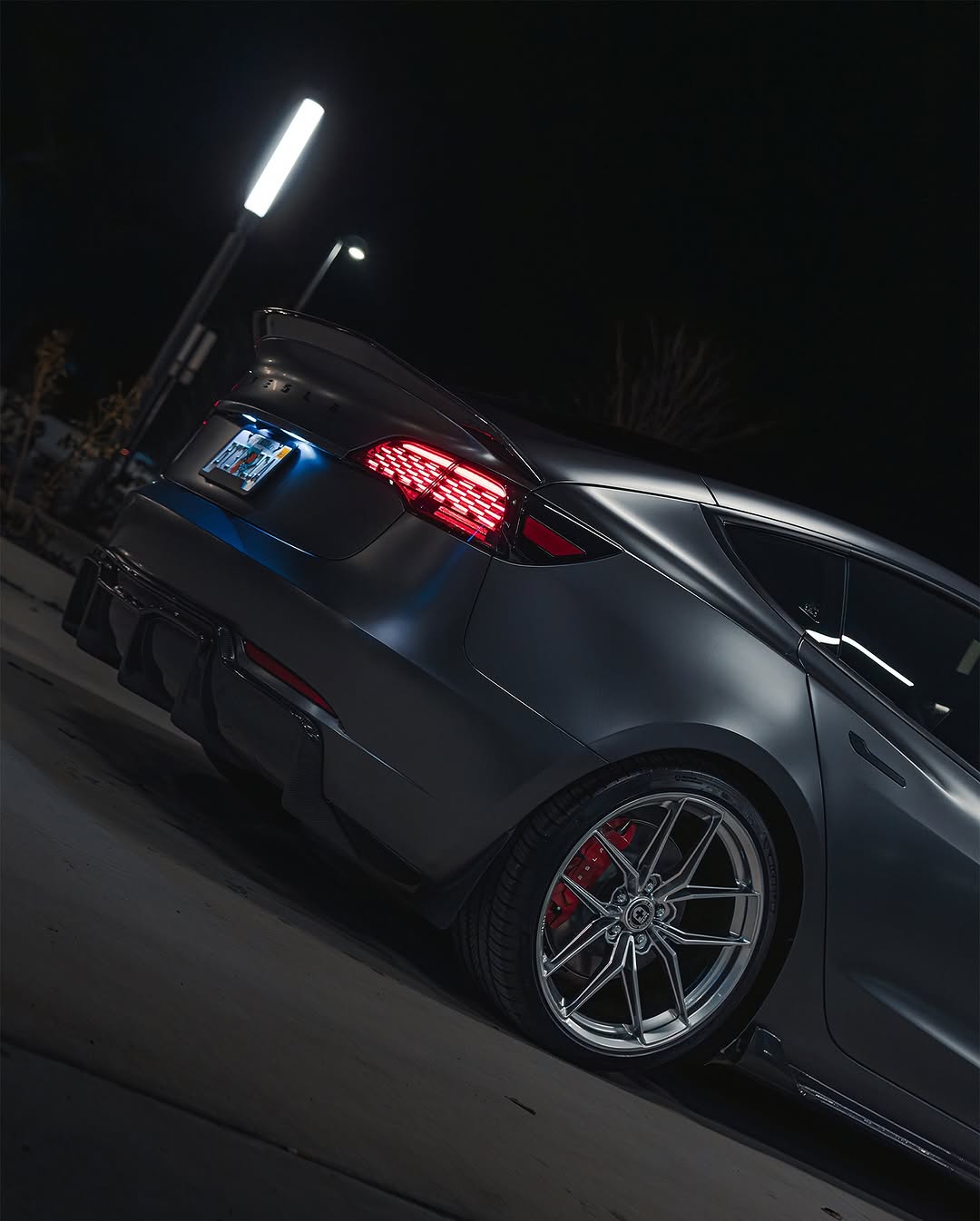 DARK模式。活性
mods列表➡️httPS://linktr.ee/rawthemonster
@sonyalphaA6400 + Sigma 30m F1.4
-
-
-
-
#tesla #modifiedtesla #teslamotors #photography #teslamodel3 #cars #electriccar #teslalife #teslacars #teslaowner #carsofinstagram #carporn #satin #satindarkgrey #wrap #car #carphotography #sonyalpha #sonya6400 #ocala #florida @rawthemonster_