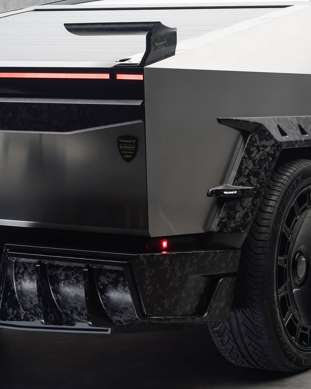星期一ProgrAM：@mansory @teslaclubofamerica