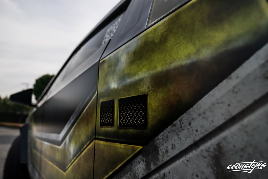 V2 Razorback Cyber​​truck包装套件在这里，它比以往任何时候都更好！ 🚗💥采用了更经过战斗测试的设计，增强的DetAILs和新鲜的Patina Elements，该升级已准备好将您的网络狂欢提升到一个新的水平。想要一些自定义的东西吗？ DM我们用LOGOs或调整来个性化您的包装，以使其成为您的独特之处。立即前往我们的Shopify，立即抓住您的！
•
•
•
___________________________________________
联系信息
（650）562-7034
销售@sscamerica.com 
___________________________________________
razorbackcybertruck #cybertruckwrap #cybertruckdesign #cybertruck #halo #CallofDuty＃vinylwr⟦2Inging#westcoastoriginal #siliconvalley＃sfbay⟦33⟧Ea#vehicleenhancementstudio #sscustudio #sscustom #wraphicdesign＃LIVERydesign#haloreach #halomemes #haloinfinte＃razorbackv2＃razorbackv2＃razorbackversion2 #explore #exploremore #viral #reels #reels＃relonmusk #elonmusk #explorer #explorer #explorer #explorer @sscustoms