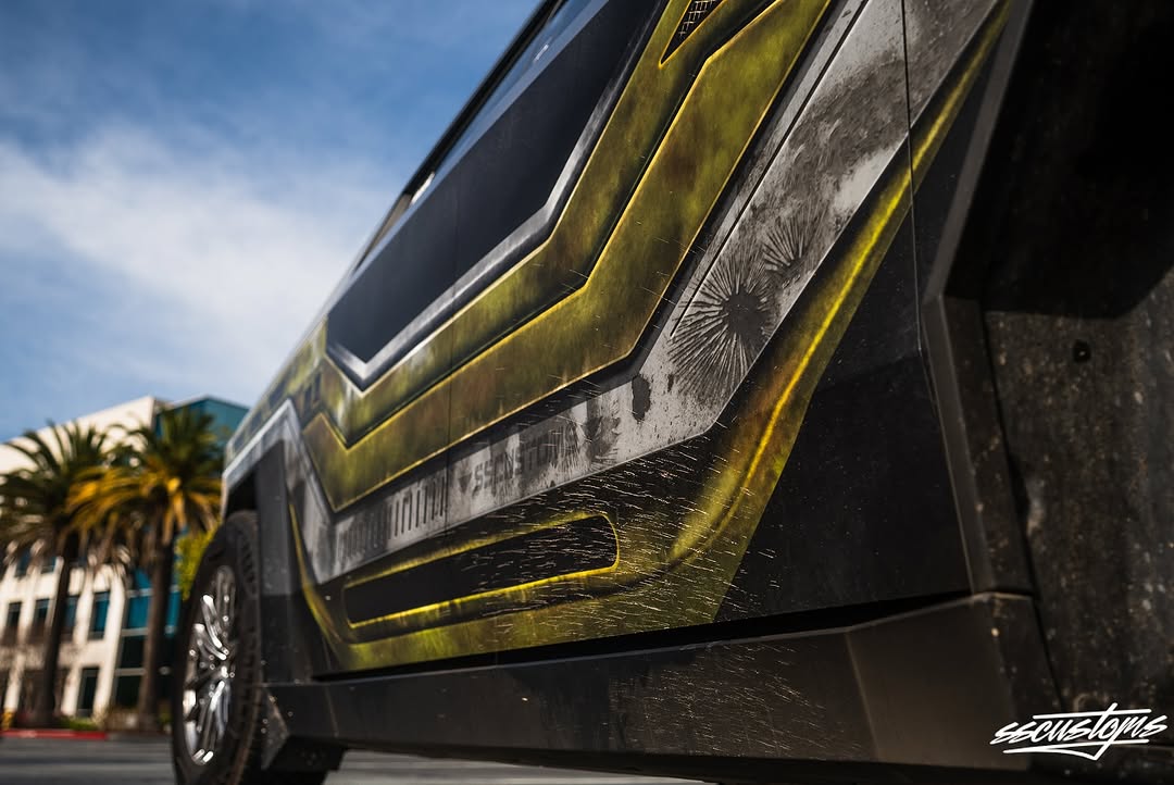 V2 Razorback Cyber​​truck包装套件在这里，它比以往任何时候都更好！ 🚗💥采用了更经过战斗测试的设计，增强的DetAILs和新鲜的Patina Elements，该升级已准备好将您的网络狂欢提升到一个新的水平。想要一些自定义的东西吗？ DM我们用LOGOs或调整来个性化您的包装，以使其成为您的独特之处。立即前往我们的Shopify，立即抓住您的！
•
•
•
___________________________________________
联系信息
（650）562-7034
销售@sscamerica.com 
___________________________________________
razorbackcybertruck #cybertruckwrap #cybertruckdesign #cybertruck #halo #CallofDuty＃vinylwr⟦2Inging#westcoastoriginal #siliconvalley＃sfbay⟦33⟧Ea#vehicleenhancementstudio #sscustudio #sscustom #wraphicdesign＃LIVERydesign#haloreach #halomemes #haloinfinte＃razorbackv2＃razorbackv2＃razorbackversion2 #explore #exploremore #viral #reels #reels＃relonmusk #elonmusk #explorer #explorer #explorer #explorer @sscustoms