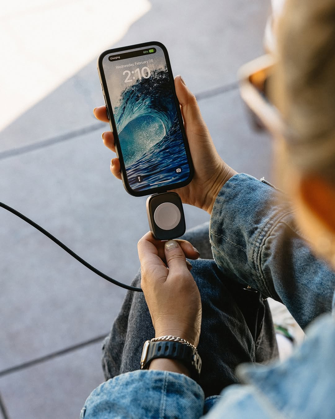 终极旅行配件？我们这样认为。

ChARge您的iPhone，AIrpods，APPLe手表等等。它具有APPLEWWAITS FASTCHARGER和USB-C连接器，这是您唯一需要包装的电缆。

立即抓住您的通用电缆。链接在生物中。
#nomad #nomadgoods @nomad