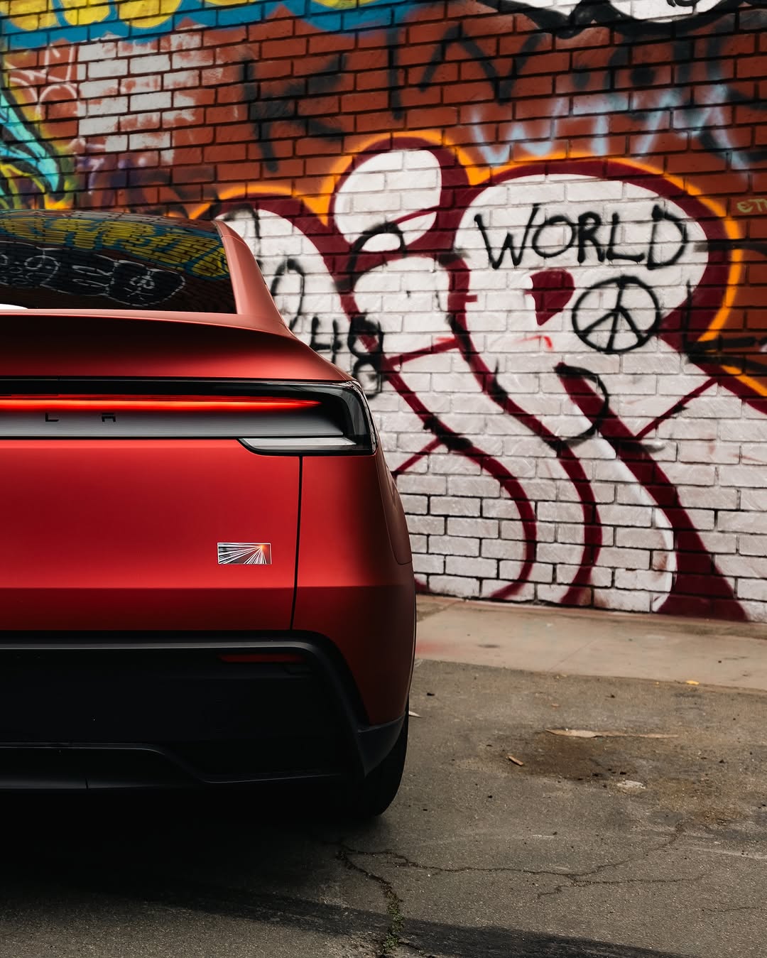 留在红色💋
为Tesla Model Y Juniper Launch Edition提供世界上第一个来自@flexishield的缎面铬红色完整PPF而感到自豪。非常感谢 @denniscw@denniscw_ytflexishieldteam信任我的过程。
📸:@shotsbyshighguy
@shotsbyshighguy世界:@denniscw_yt @aimwrap
•
•
•@denniscw_yt
#tesla #teslamodely #modelyjuniper #juniper #teslamotors #teslamemes #elon #flexishield #carphotography #red #wholelottared #newcar #ppf #ppfinstallation #ppffilm @aimwrap