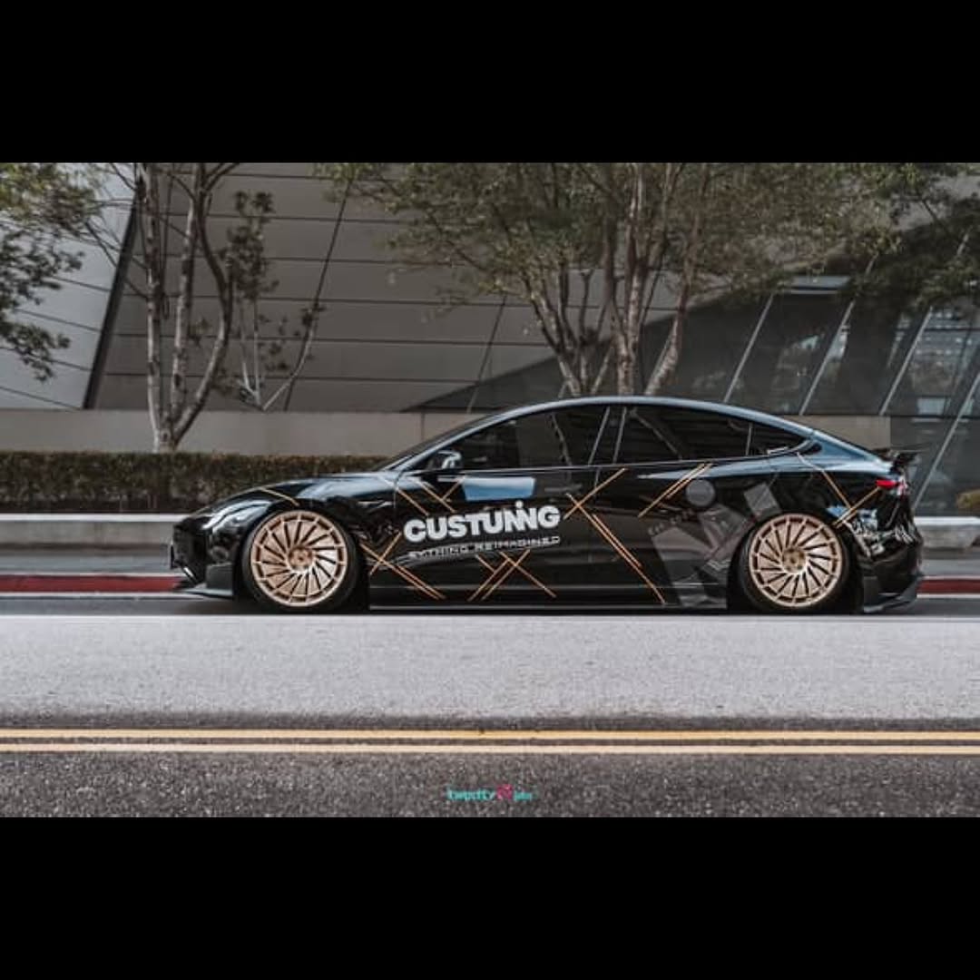 星期一节目：@custuningevtuner @teslaclubofamerica
