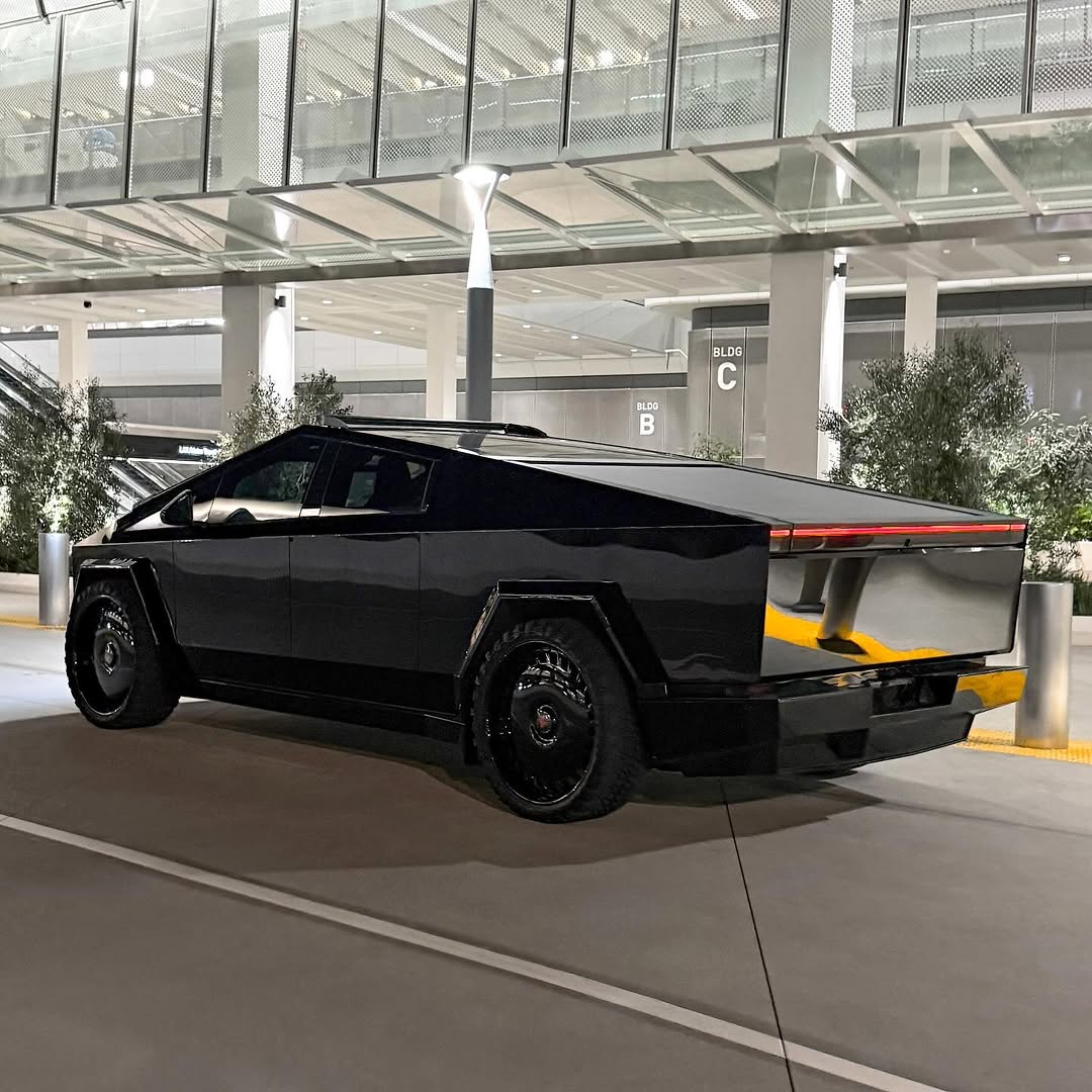 @patrickcelik_ #CyberTruck 26英寸 #Forgiato @wheels @atturotires @forgiato