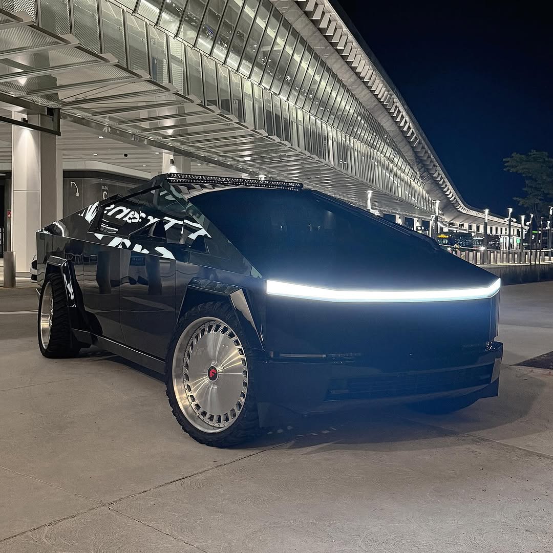 @patrickcelik_ #CyberTruck 26英寸 #Forgiato @wheels @atturotires @forgiato