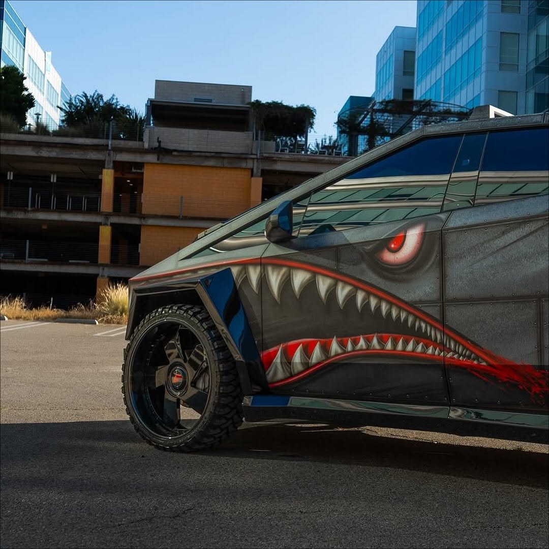 #CyberTruck在 #Forgiato @wheels 由 @westcoastcustoms @forgiato