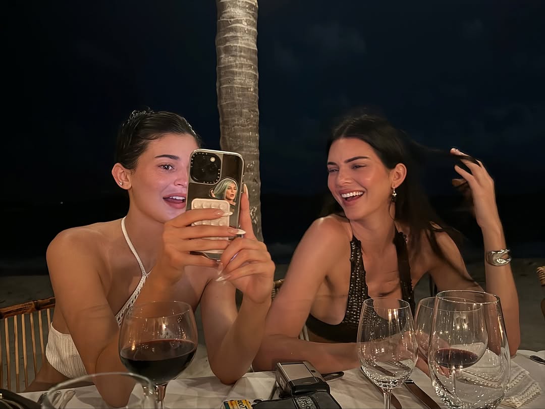 椰子 @kendalljenner