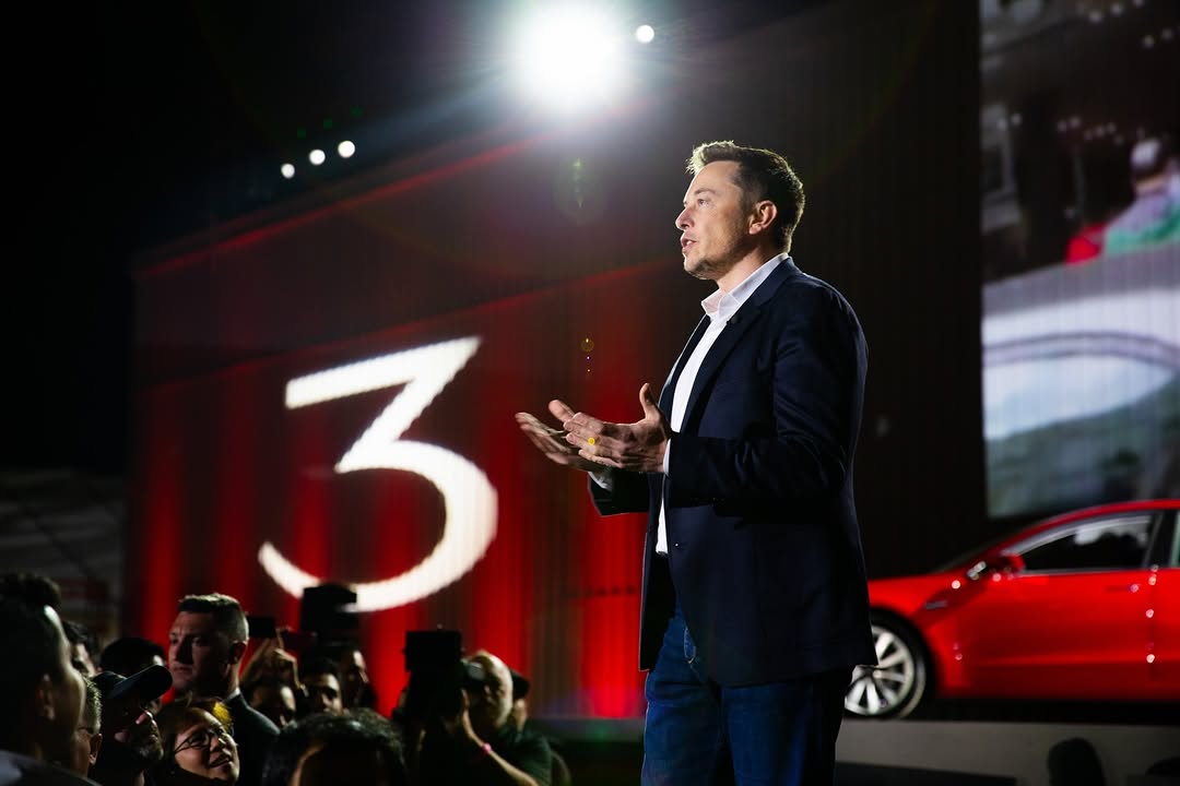 Model 3 十周年 🎉 开启电动车革命的汽车 @teslamotors