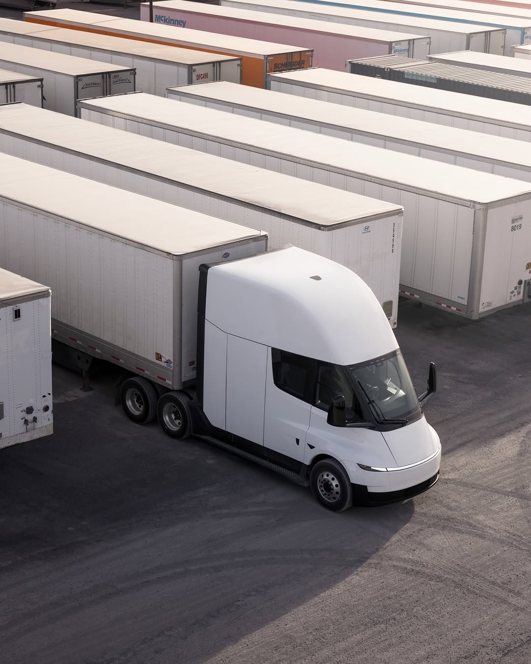 锤击下去 @teslamotors