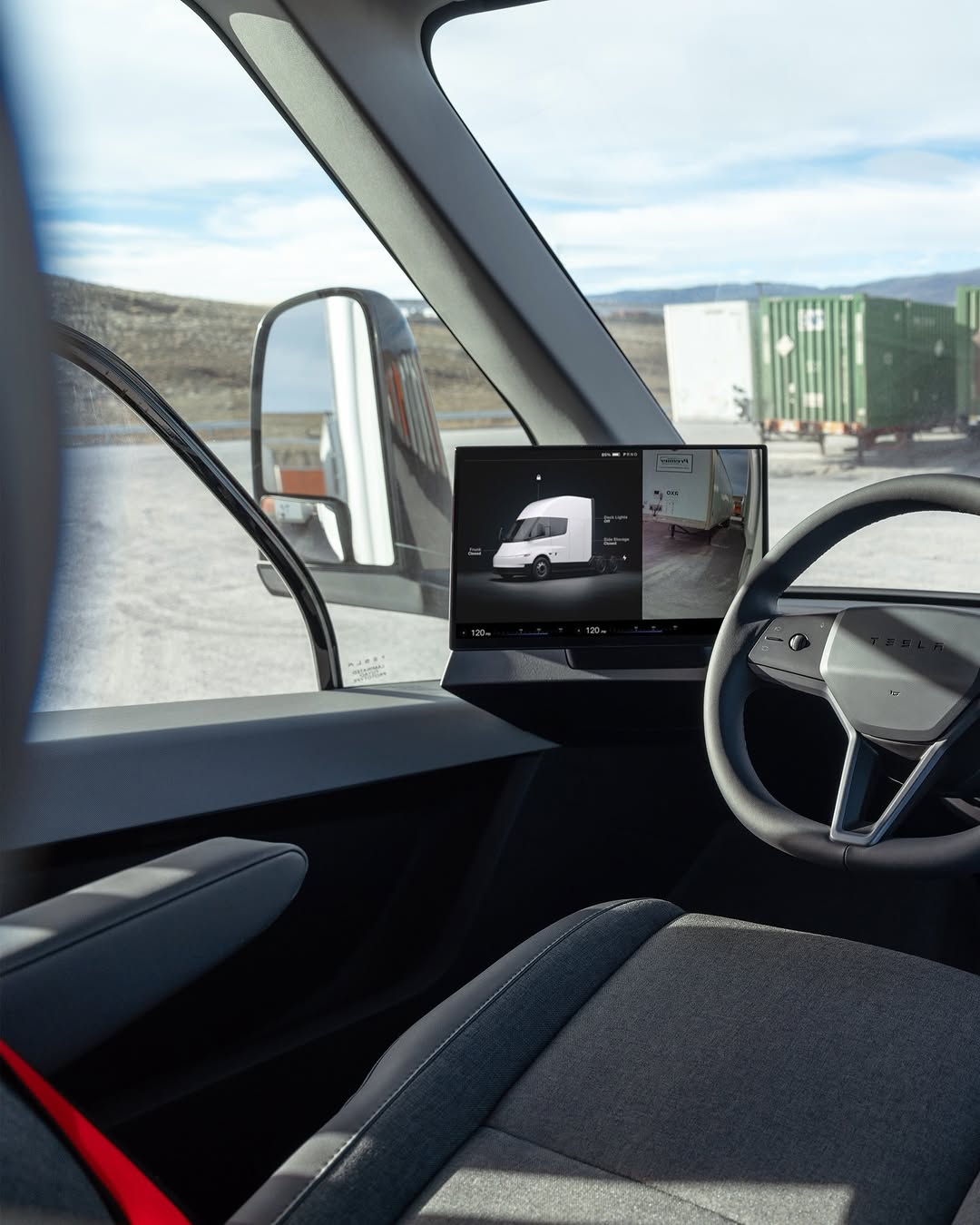 锤击下去 @teslamotors