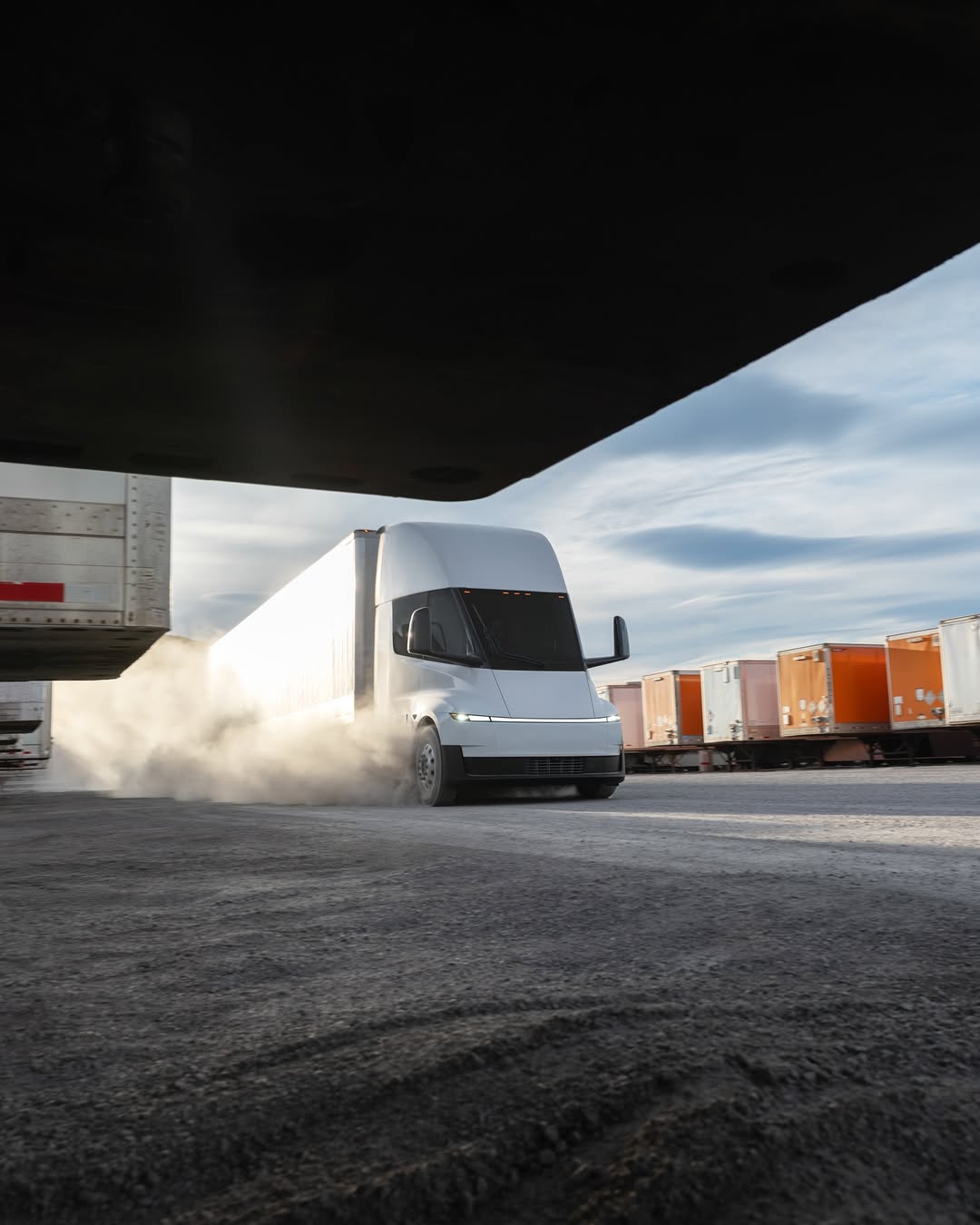 锤击下去 @teslamotors