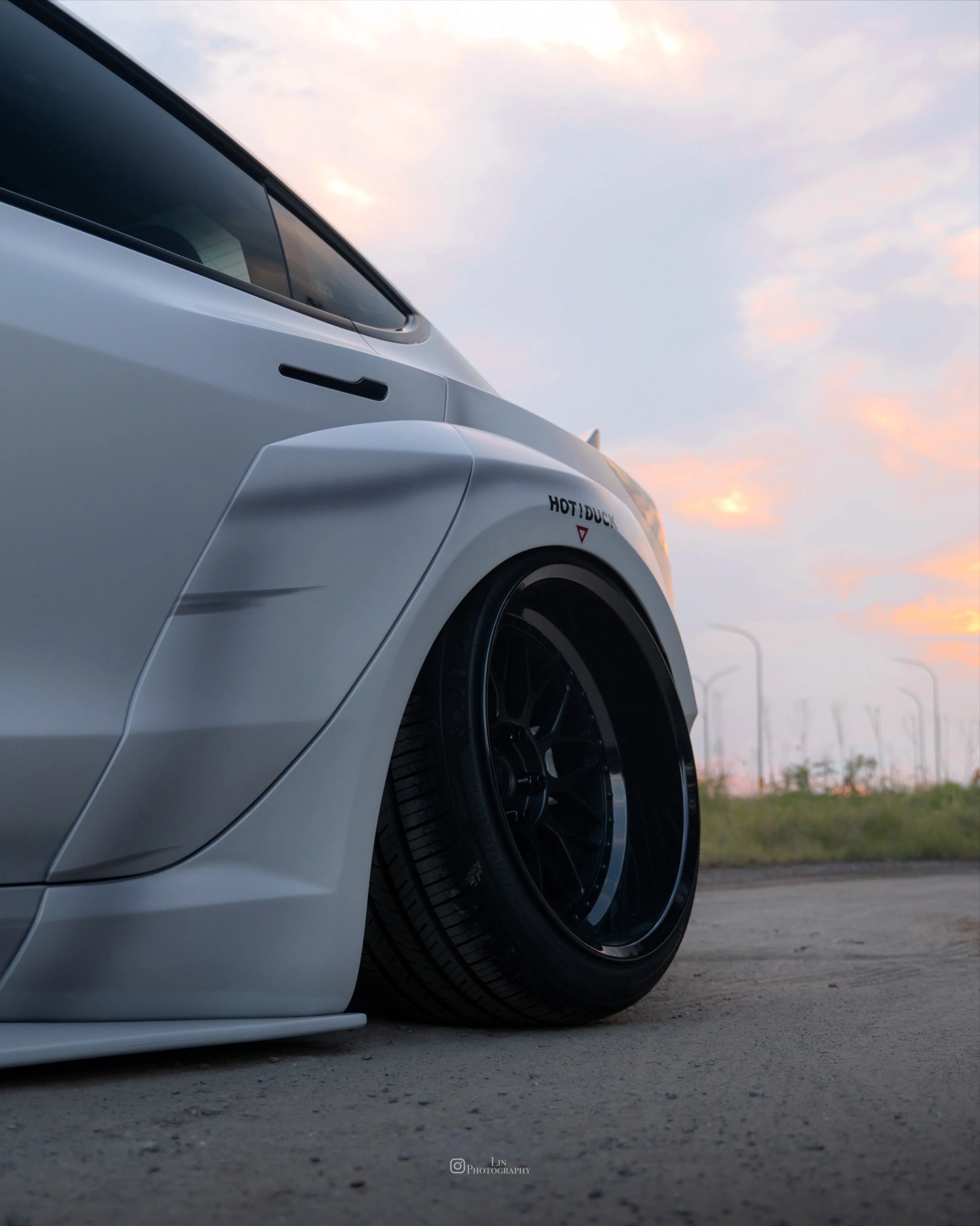 “当特斯拉成为捷豹” 特斯拉Model 3 加装LBWK套件 车主:@_ren.chen @ri_shop.tw @liberty_walk_taiwan_official 📷:Nikon Z6II 🎨:Lr & Ps @lin__photography_