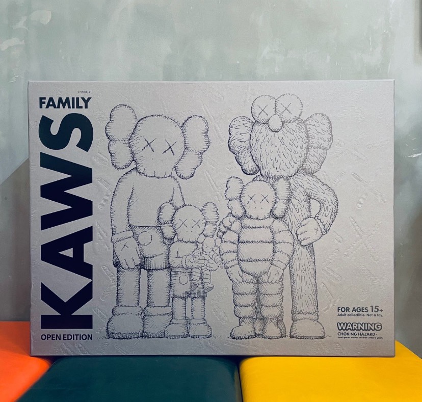 优质Kaws Family整整齐齐一家人