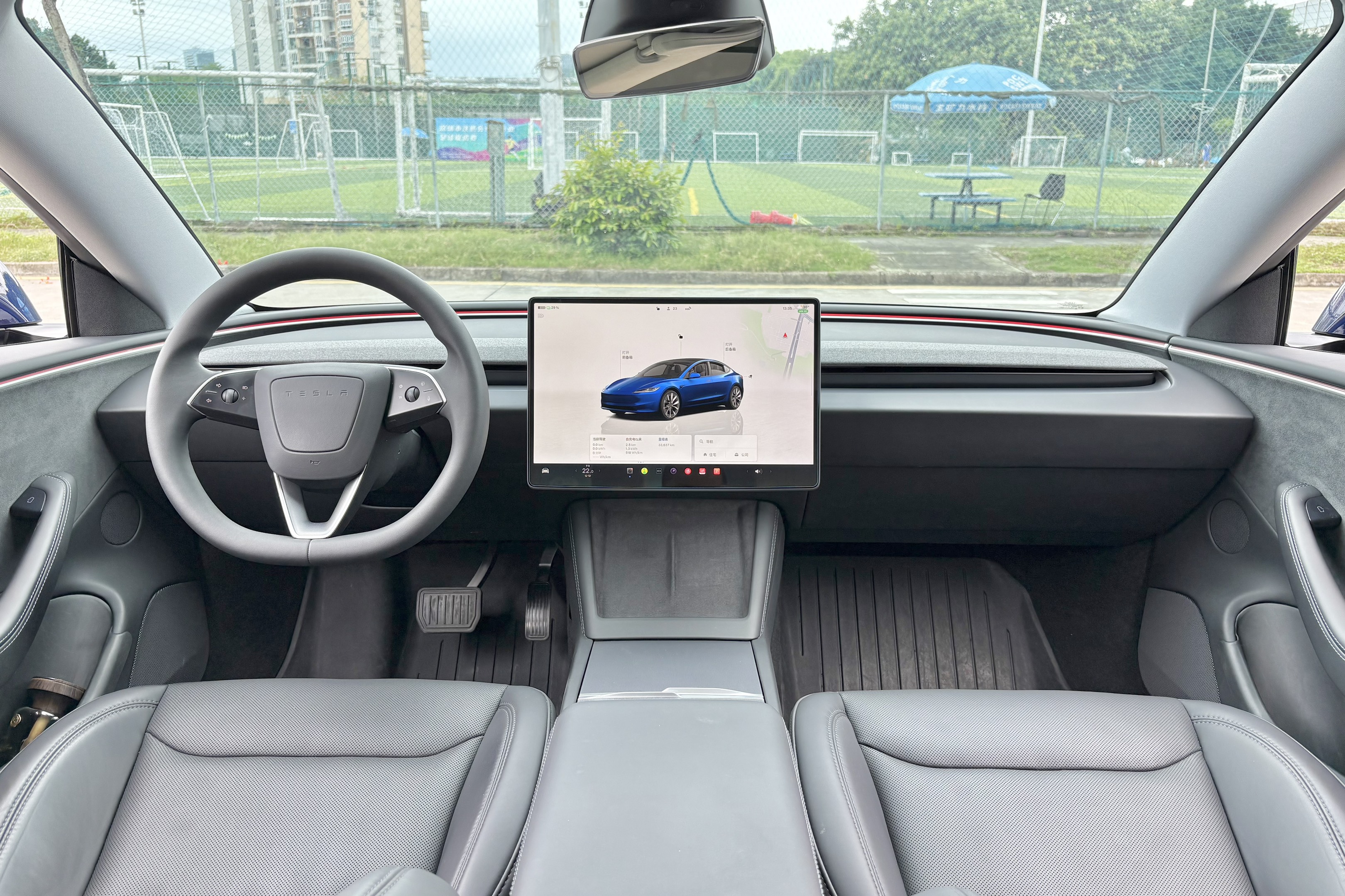 2024年 MODEL 3 长续航全驱版
上牌: 2024-05
里程: 3.3万公里
续航: CLTC713公里 （满电表显480公里）
配置：78.4kWh 三元锂电池 
双电机450匹  零百4.4秒
选配：深海蓝车漆  19寸轮毂
状态：一手原版原漆精品车况
  Tesla Model 3 LongRange Dual Motor #二手特斯拉 

#二手特斯拉