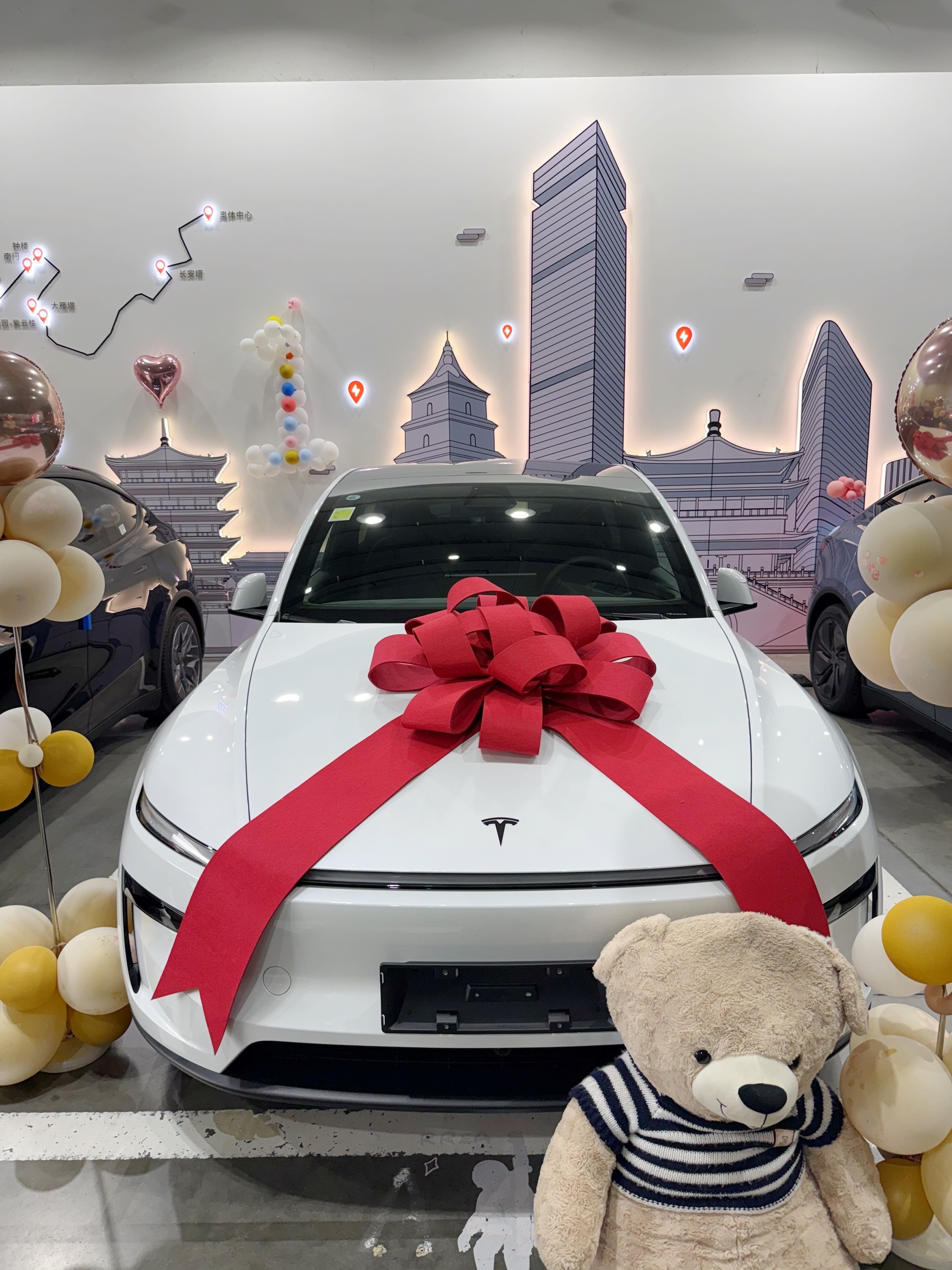 在2026.6.6星期六，开走我的小Y #Tesla提车 

#Tesla提车