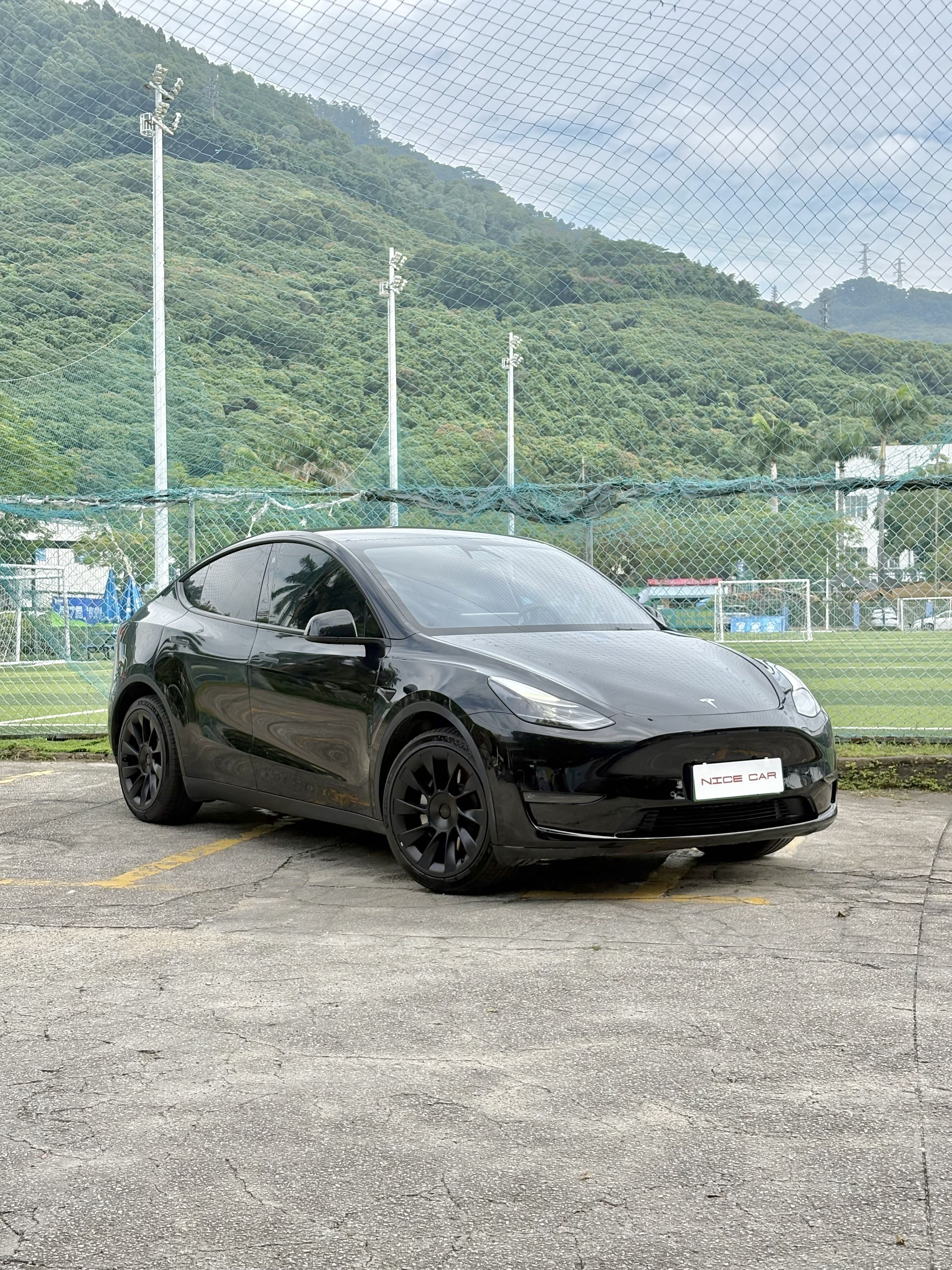 2022款  Model Y长续航全驱版
上牌: 2022-07
里程: 7.8公里
配置：78kWh三元锂电池（健康度91%）
续航: 545公里 
选装：20寸轮毂
状态: 一手原版零出险
2022 Tesla Model Y LongRange Dual Motor