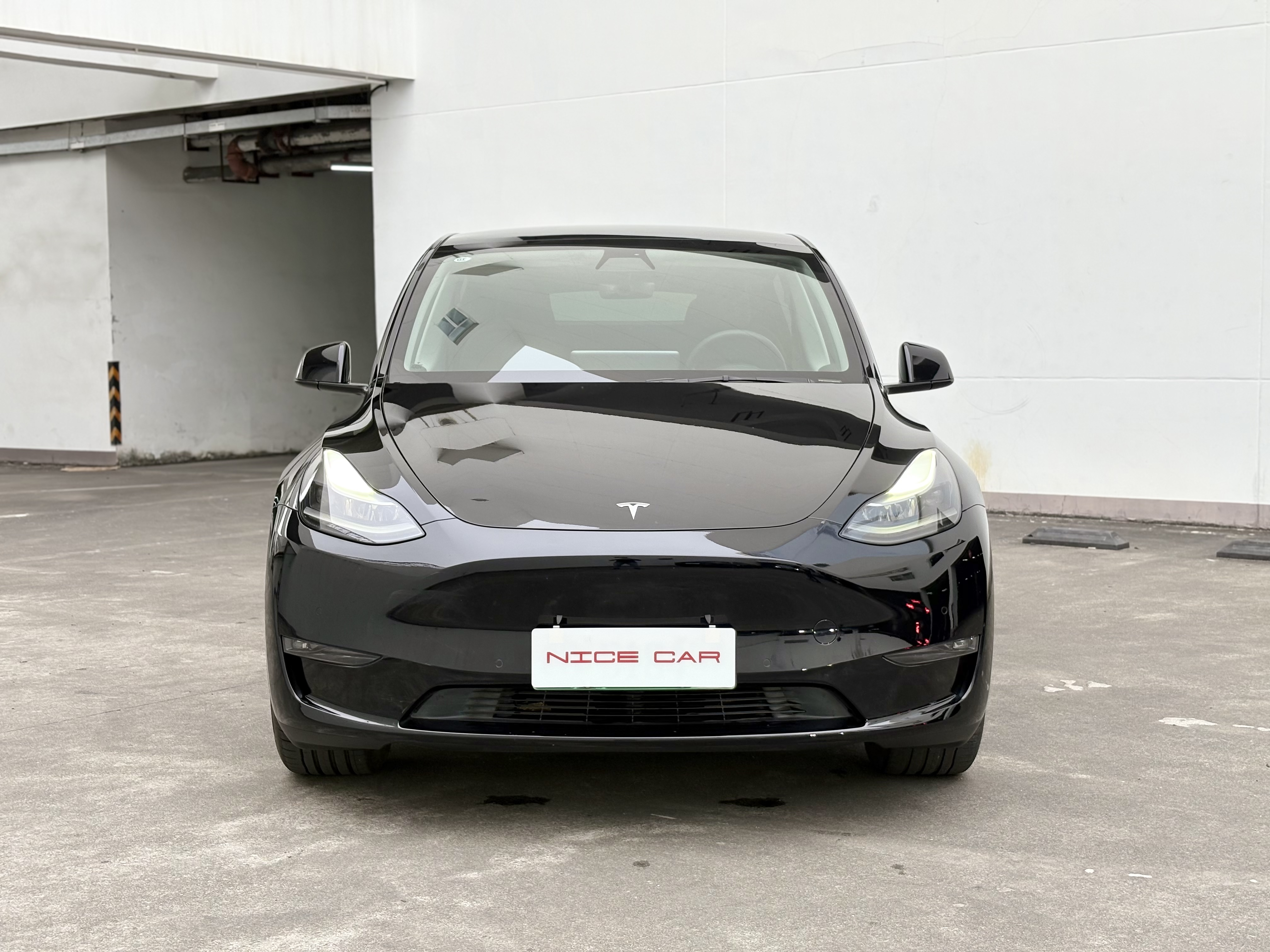 2021款 MODEL Y 标准续航后驱版
上牌: 2021-03
里程: 10.9万公里
续航: 525KM
配置：60kWh磷酸铁锂电池
状态：一手原版车况
2021  Tesla Model Y Standard Range#特斯拉二手车