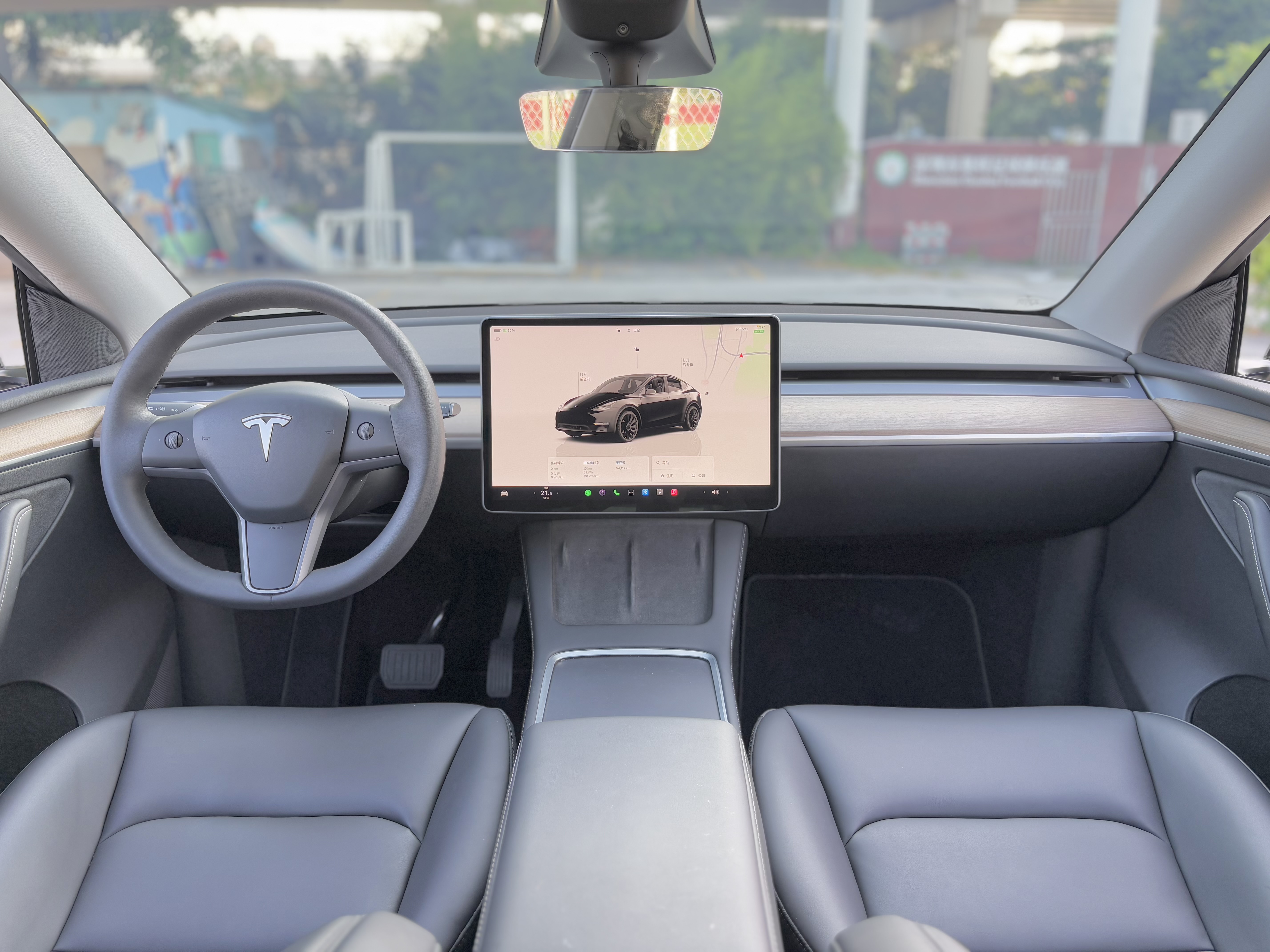 2022款  MODEL Y 后轮驱动版
上牌: 2022-03
里程: 5.4公里
配置: 60kWh磷酸铁锂电池（94%健康度）
续航: 554公里
选装: 20寸轮毂
​状态: 一手原版车况
2022 TESLA MODEL Y STANDARD