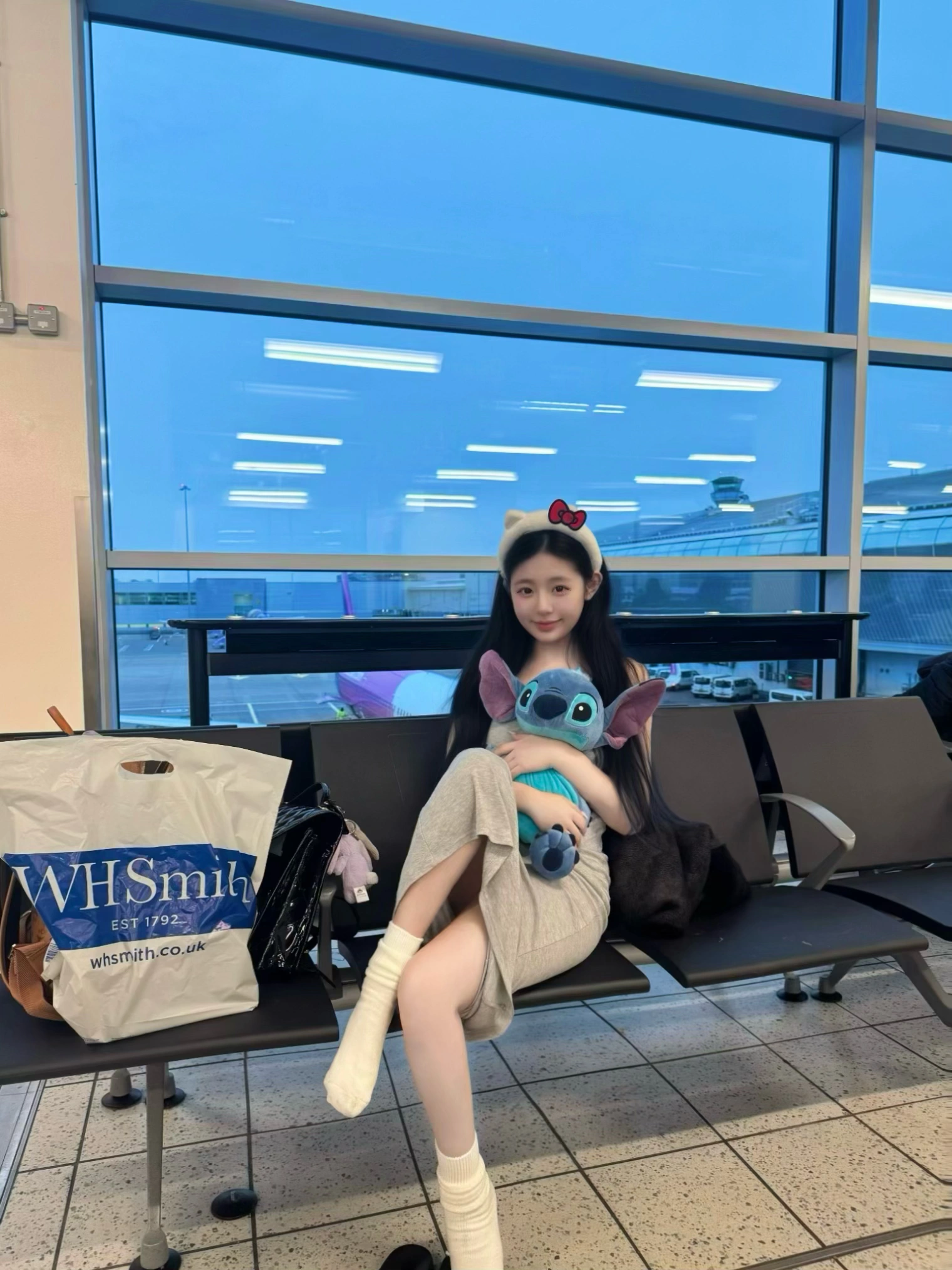 🐱 假装有新的照片～#不是今天拍的 #不会过期的 #没想法随便发 #很远很远的最近 #如果你也喜欢 #照片 #拍照 #拍照姿势 @不是鱼鱼是钰钰