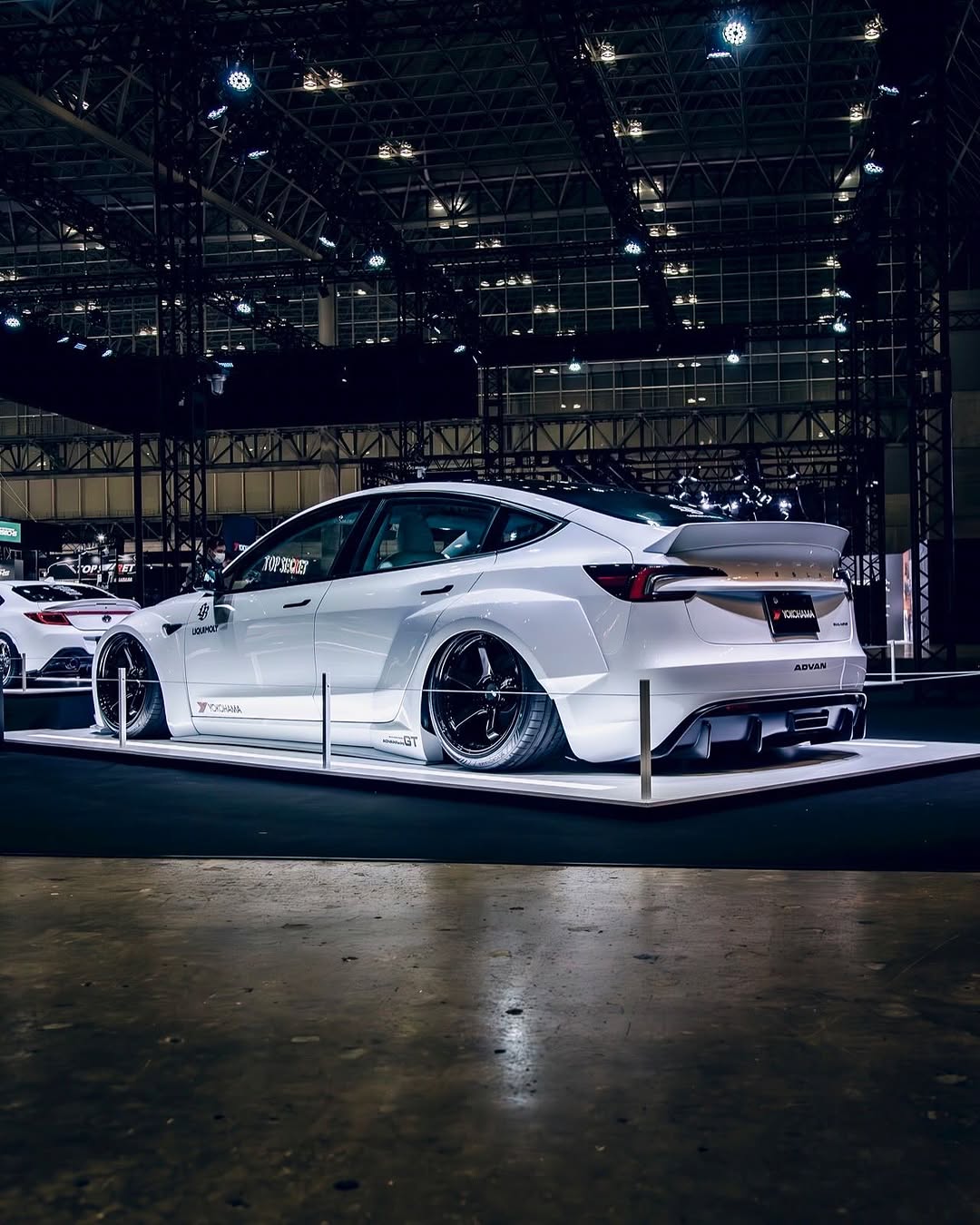 电车颜值天花板 LB Model3 LIBERTY WALK®︎
LB E WORKS TESLA Model 3
#这车有点帅 #既然跑不快不如玩姿态 #玩酷改装季 #改装车文化 #玩车是一种态度 #姿态无可挑剔 #改装车 #玩转汽车改装 #特斯拉 #新能源汽车 @1inter🦄