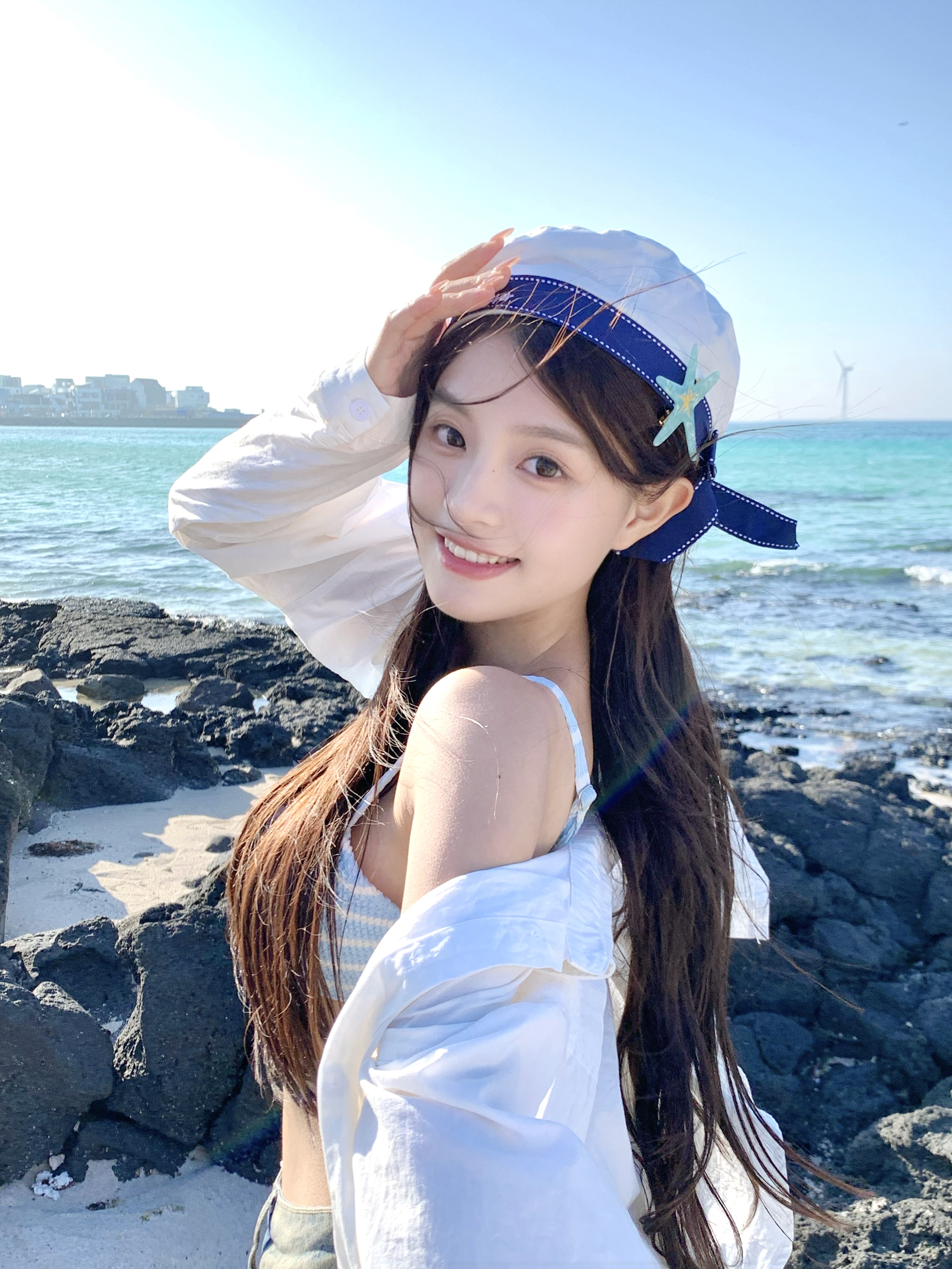 🐚𝘏𝘦𝘢 ~ 𝘑𝘦𝘫𝘶 又来济州岛的果冻海啦～
#我的日常 #拍照姿势 #济州岛 #济州岛拍照 #海边拍照姿势 @壮壮的小口袋里