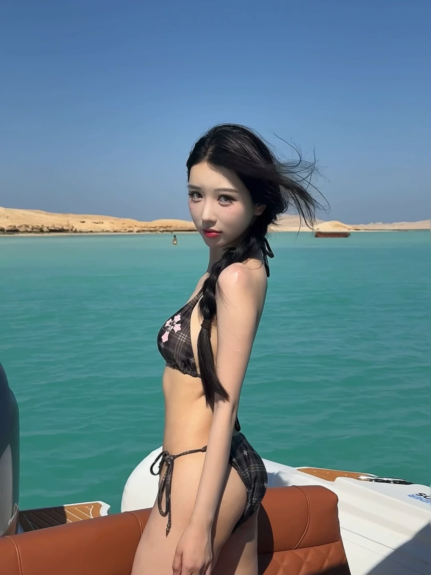 生命就应该浪费在这种地方 #去一些没有天花板的地方 #风吹又日晒自由又自在 #享受自由的时刻#赫尔格达#橘子岛 @王微斯