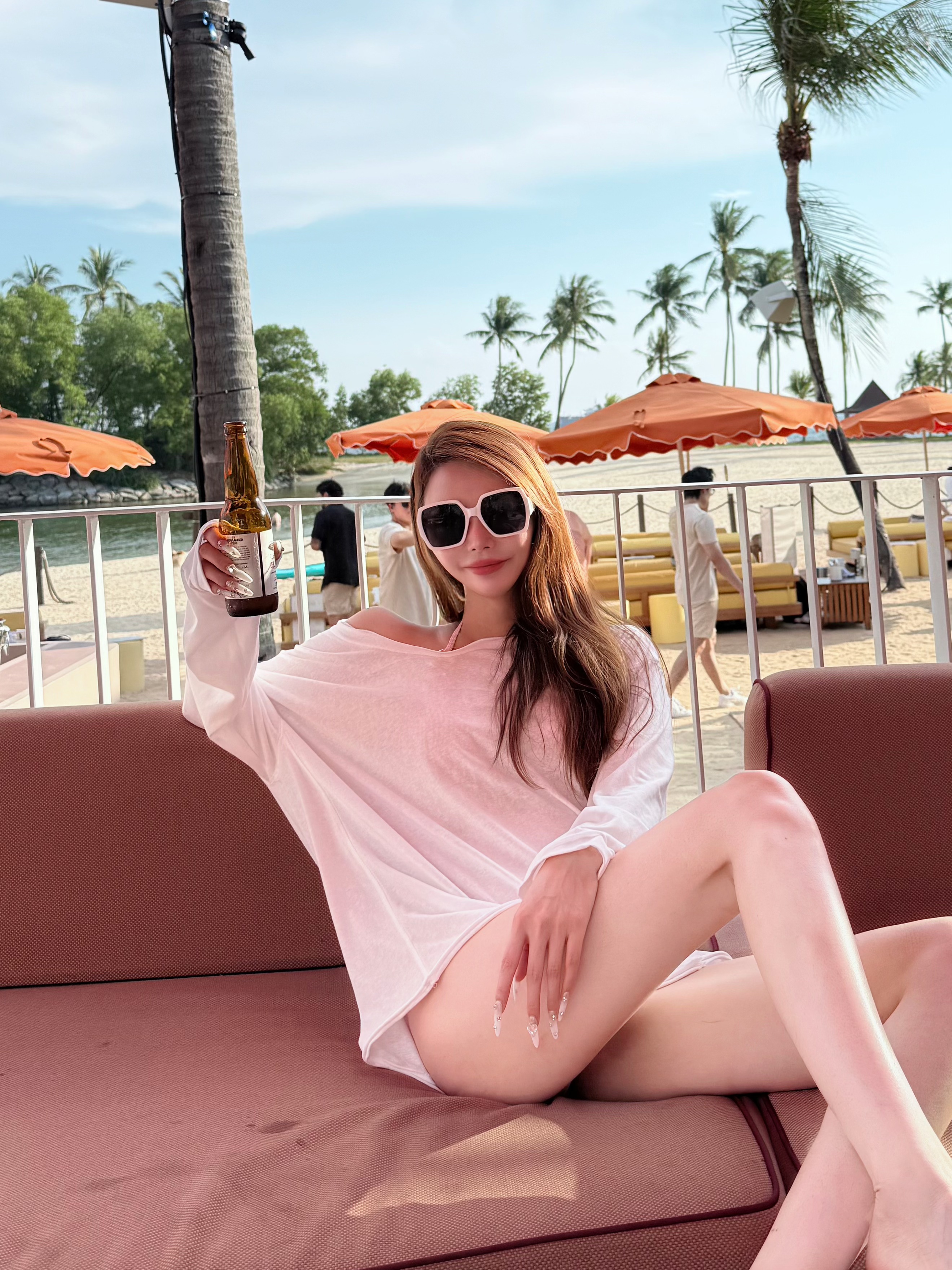 老娘与海2 #新加坡海边 #比基尼拍照 #正常拍摄无不良引导 @YALY甜小姐