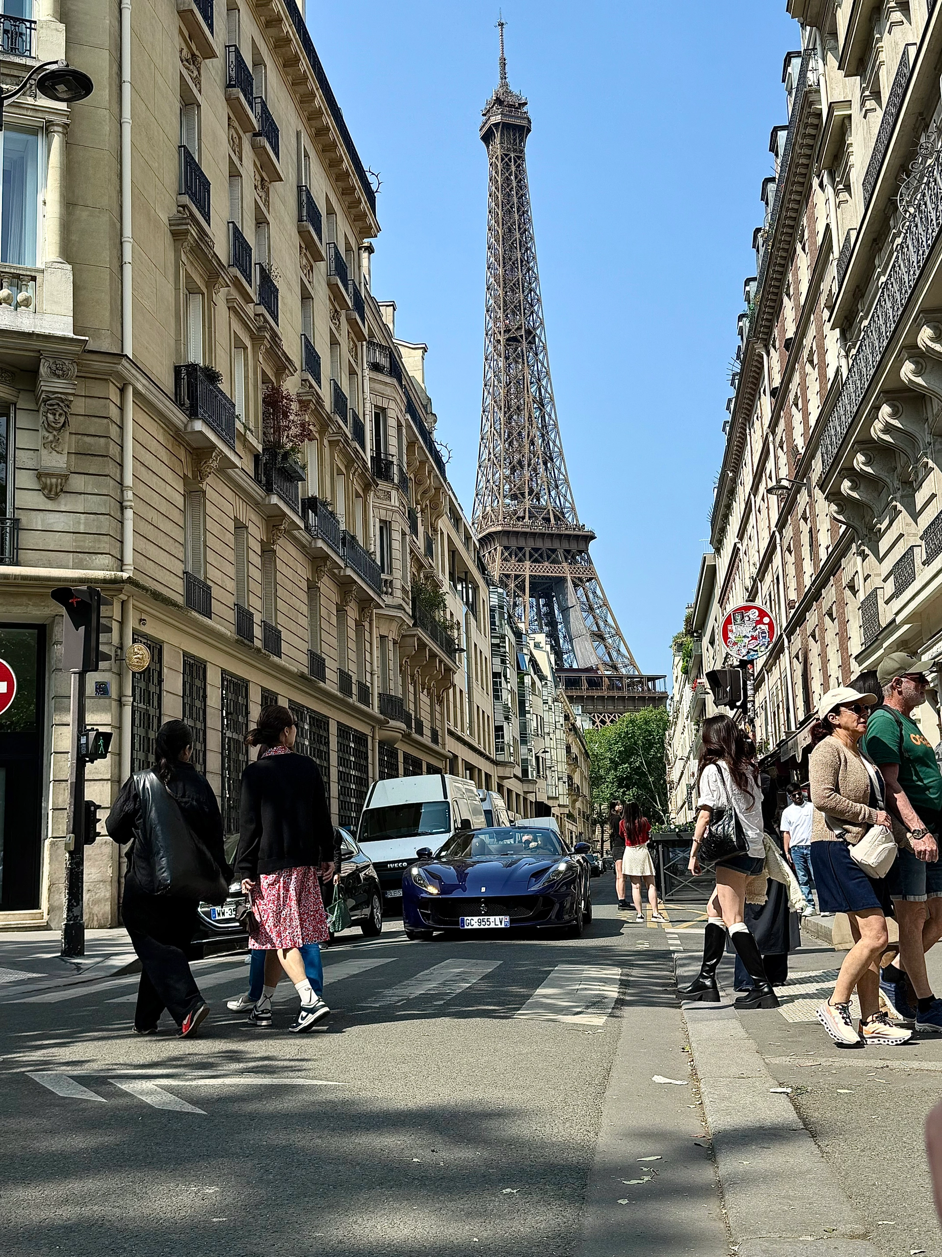 🇫🇷巴黎日记 ·͜·♡ 记录这几天的幸福出行plog💭
#来拍照了 #ootd#世界这本书又看了几页 #公主日记 #polg @Youyo🥡