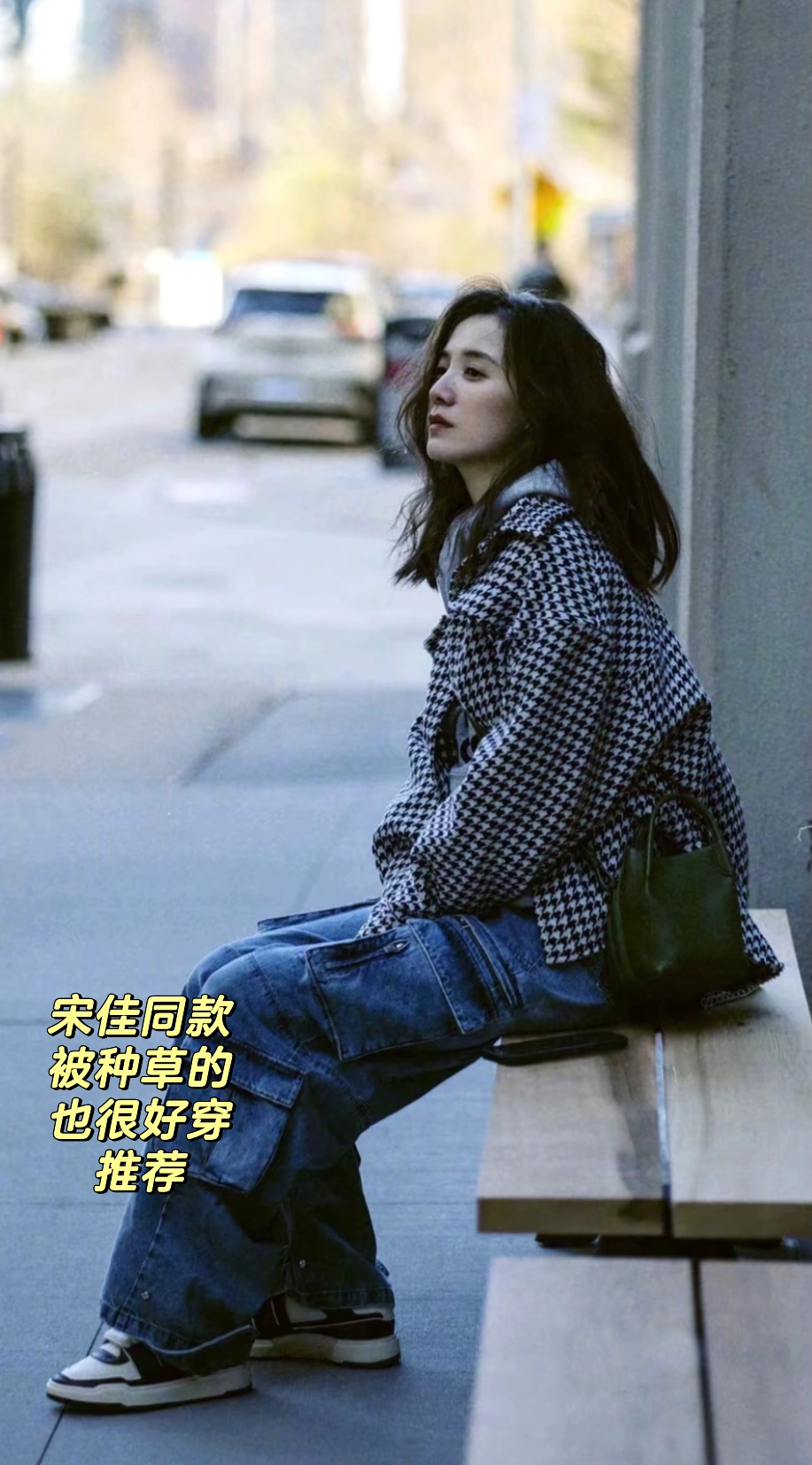 🚘30+丨我宣布，特斯拉就是我的人生代步车 开了特斯拉焕新y半年
还是每次进入的瞬间都会觉得，
好爱！❤️怎么没有早点换电车呀！
女生对车的喜爱，就源于颜值+便利吧
都超达标👍👍
#汽车拍摄
#汽车薯
#汽车博主新人
#新人博主
#特别心动的车
#我的理想车生活
#爱上一辆车的瞬间
#换车的尽头是电车 @肖肖的车生活
