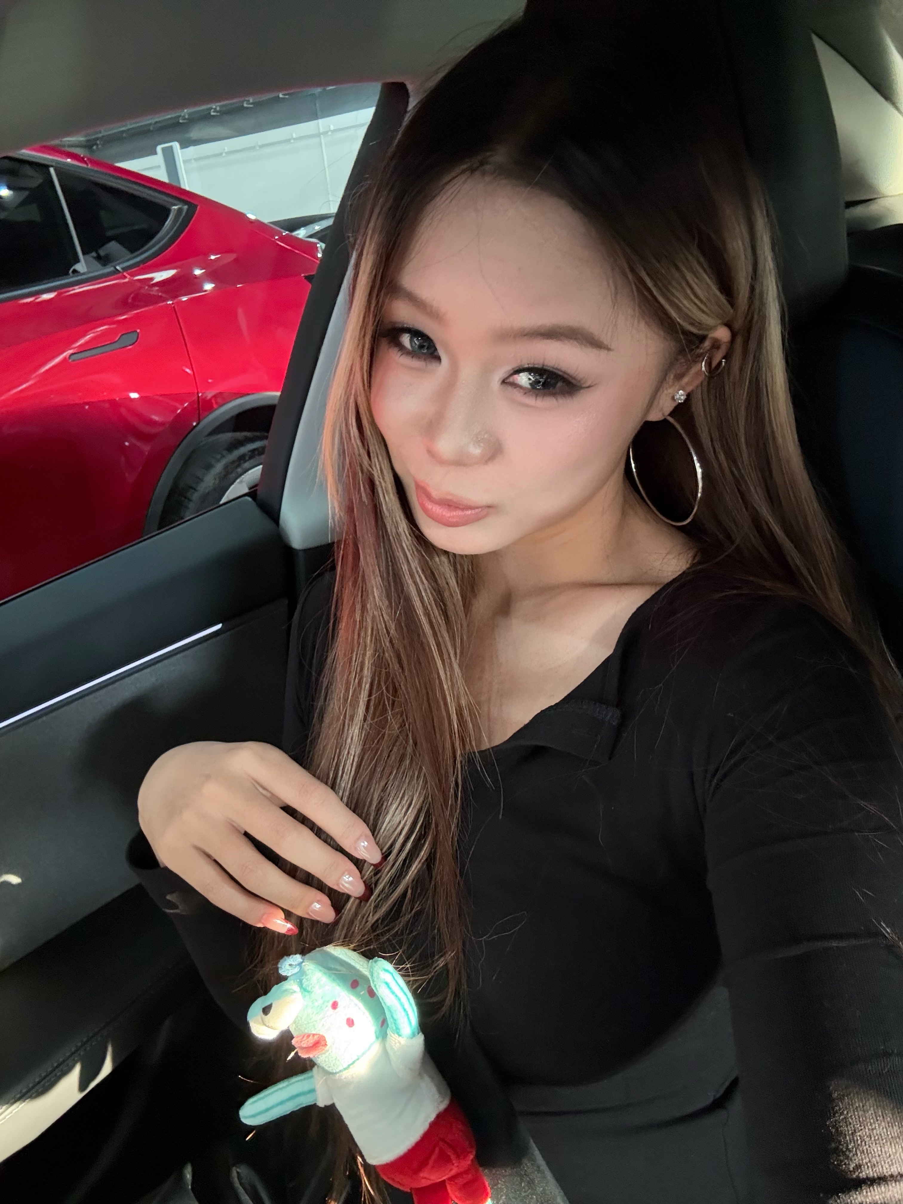 特斯拉斯特！你被买了！ 怀胎一月，终于诞生，我的特宝宝，妈妈永远爱你😘#化妆就是玩儿 @怨男0