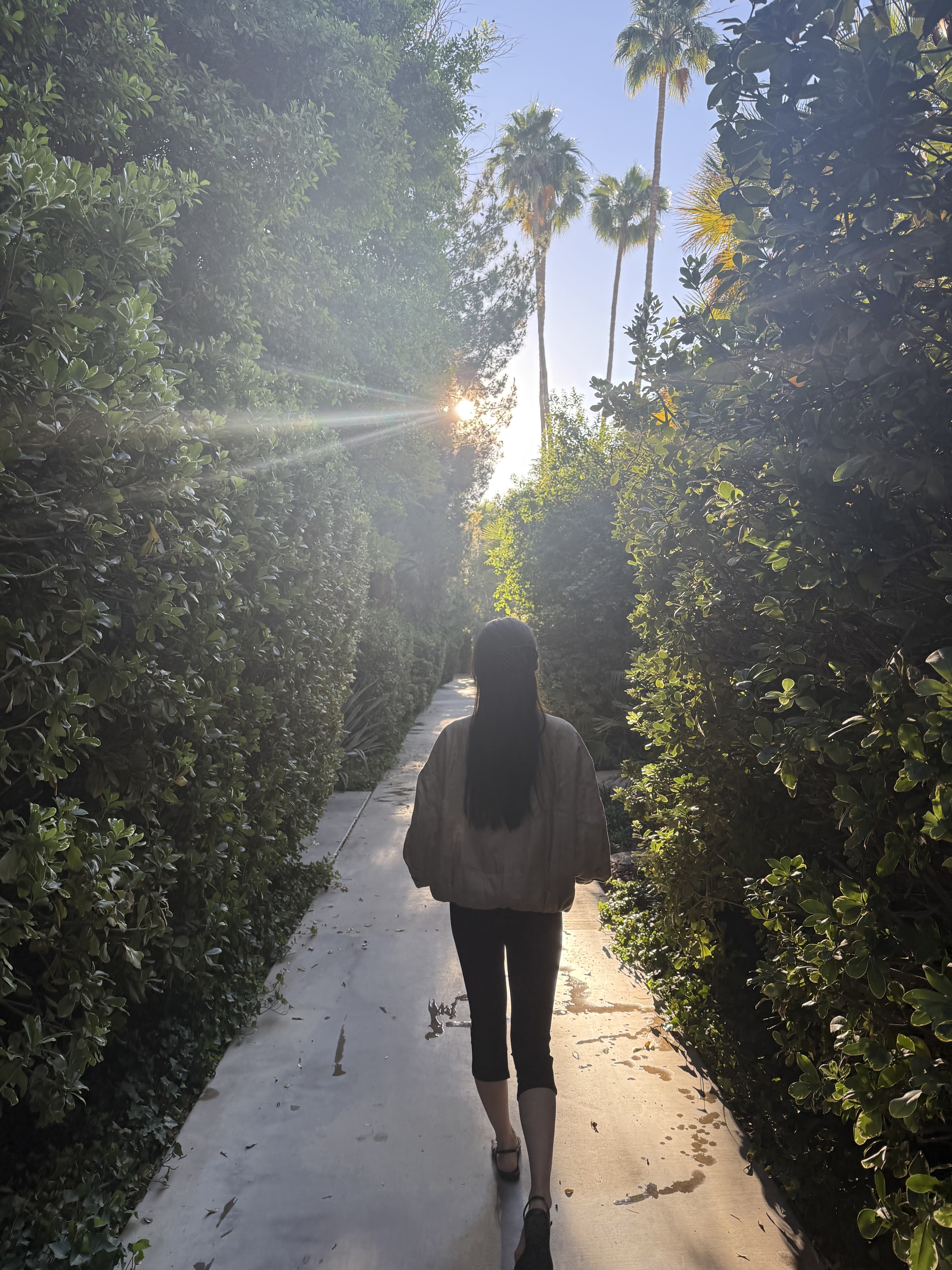 Revolve Festival in Palm Springs🌴 又一年四月北美旅行
除了大风一切都很美好🤟🏻
#闺蜜旅行 #穿搭bot #revolve #科切拉 @Irene林恩如