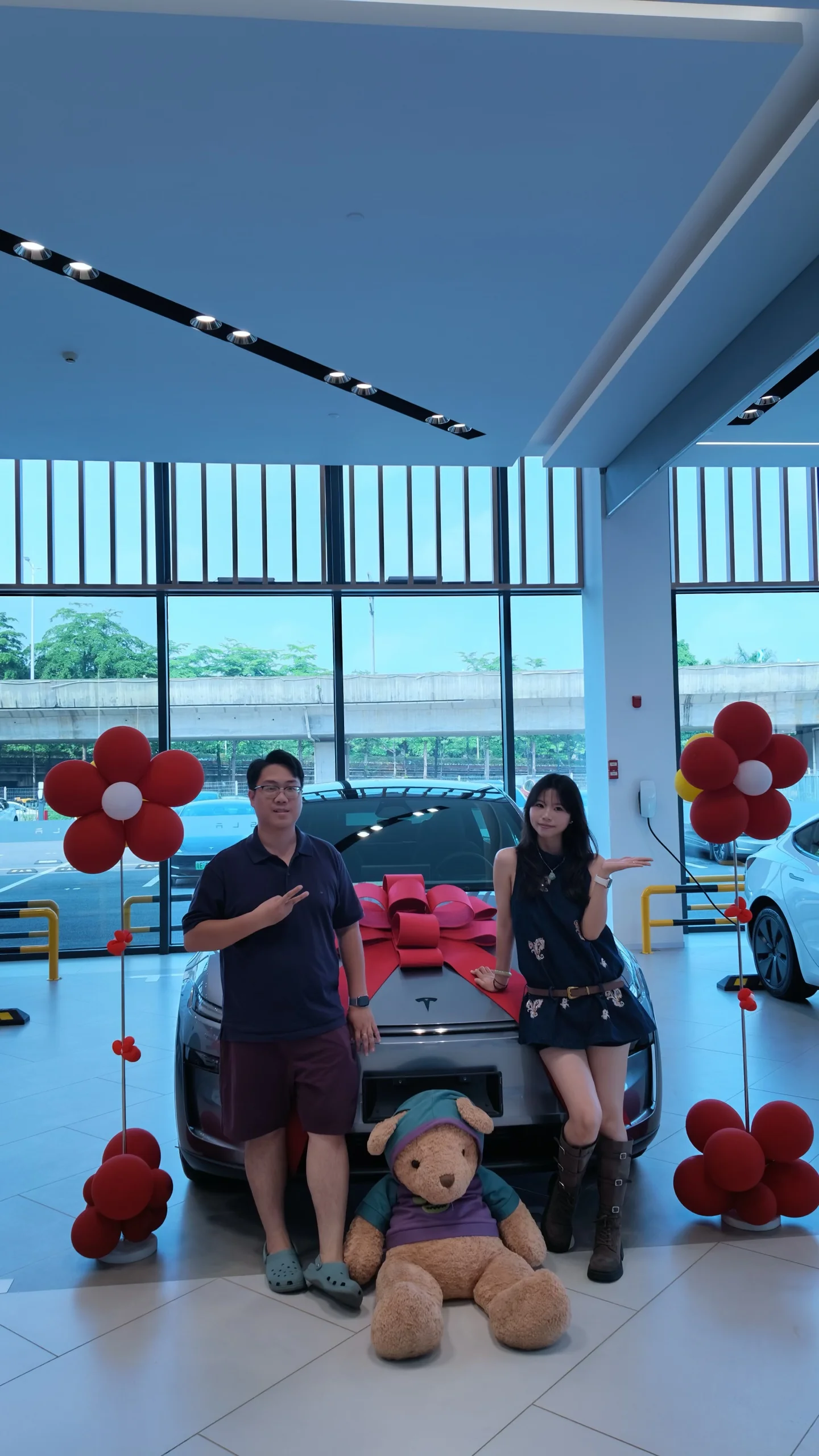 终于提车啦🚗 全力倚“父”👨🏻
👩🏻“妈”到成功
感谢爸妈独家冠名赞助😝
六一大礼物🚗get✔️ @番薯姐姐🍠