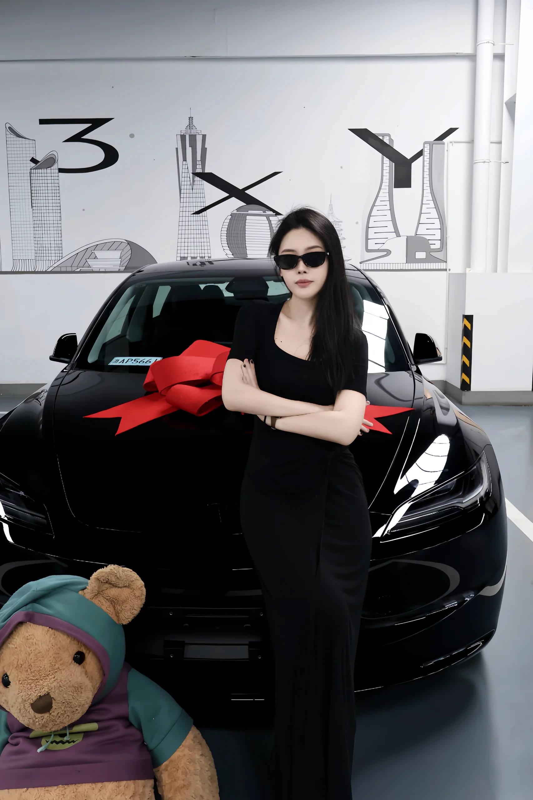 接美式男孩回家！ #特斯拉#特斯拉3 #model3 #大玩具 #提车 #提车拍照姿势 @好多肉CL